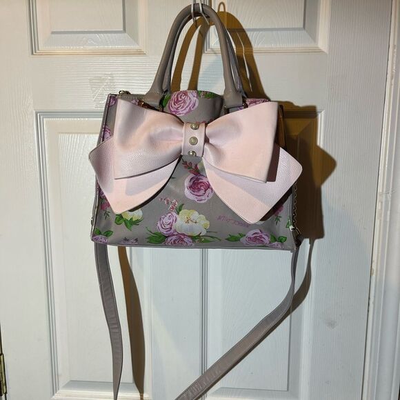 Betsey Johnson Synthetic Satchel/shoulder bag Floral&Pearl large pink bow accent - Picture 2 of 12